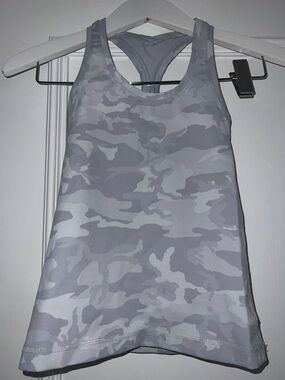 LULULEMON GRAY & WHITE CAMO RACERBACK TANK 🩶🤍